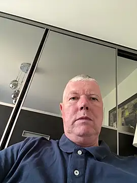 cumboy online show from June 29, 9:04 am