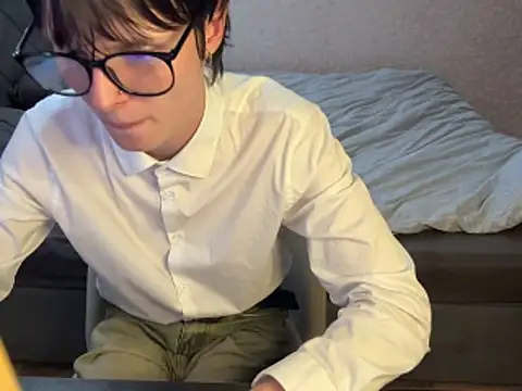 davloves online show from June 17, 11:56 am