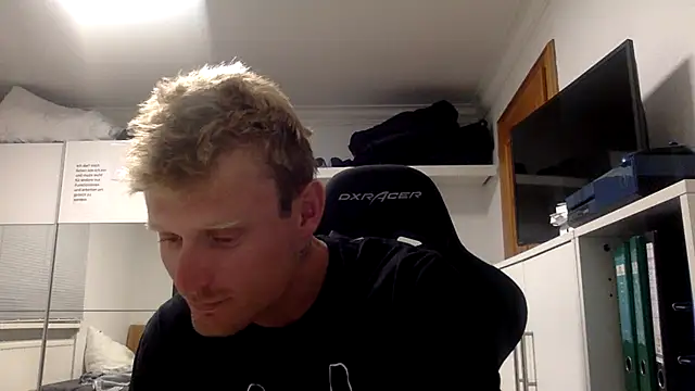 Nakedendurance1994 online show from July 9, 7:39 pm