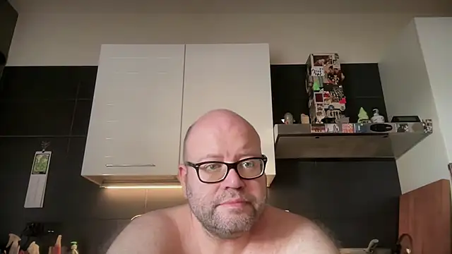 theitalianbear online show from May 31, 6:03 am