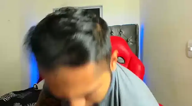 mrloganfuck1 online show from January 20, 9:35 am