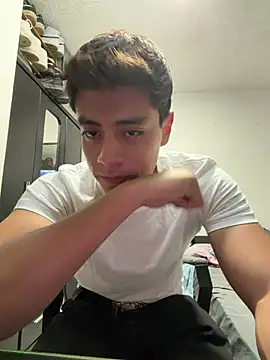 Fernandoroddd online show from August 9, 5:57 am