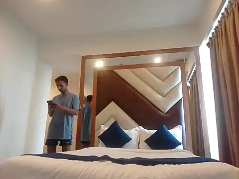 sexymeet online show from September 10, 8:35 am