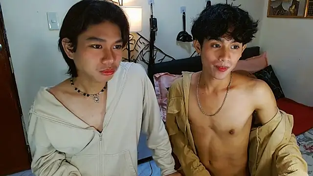 WildestTwink online show from December 21, 4:42 am