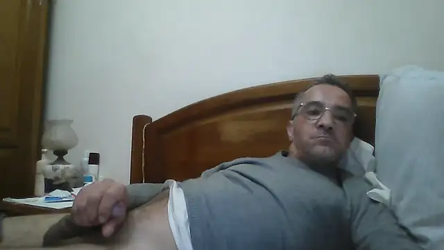CarlosRocha73 online show from May 15, 11:13 pm