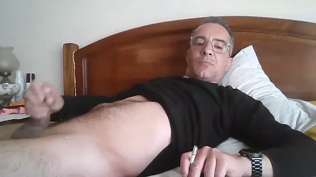 CarlosRocha73 online show from May 12, 4:37 pm