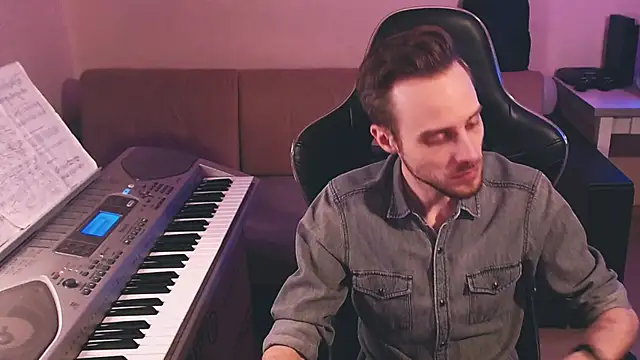 Sweetparker online show from November 24, 4:30 pm