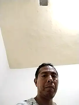 Snapshot of desnudo_Sexoxo chatting on October 27, 11:40 pm desnudo Sexoxo online show from October 27, 11:40 pm