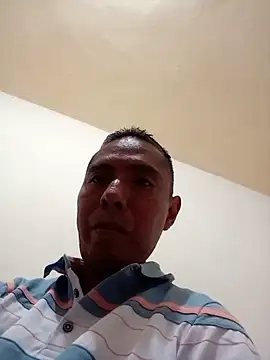 Snapshot of desnudo_Sexoxo chatting on December 22, 7:31 pm desnudo Sexoxo online show from December 22, 7:31 pm