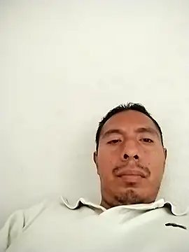 Snapshot of desnudo_Sexoxo chatting on February 26, 11:02 pm desnudo Sexoxo online show from February 26, 11:02 pm