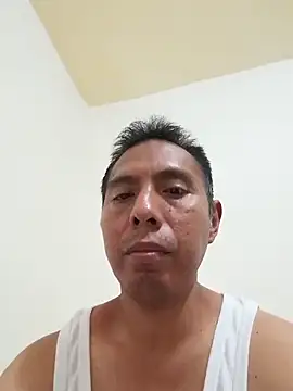 Snapshot of desnudo_Sexoxo chatting on December 6, 4:14 am desnudo Sexoxo online show from December 6, 4:14 am