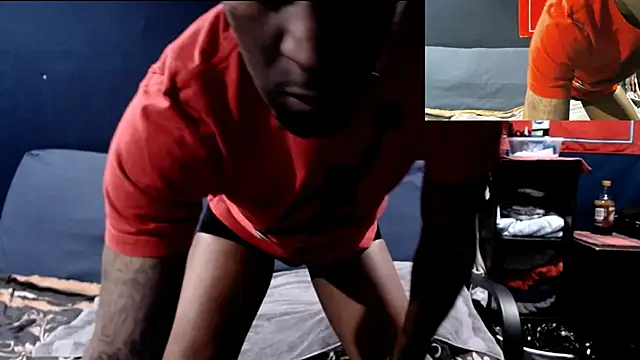 iBreakHeartz online show from January 18, 3:02 am