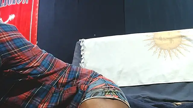 iBreakHeartz online show from October 14, 1:23 am