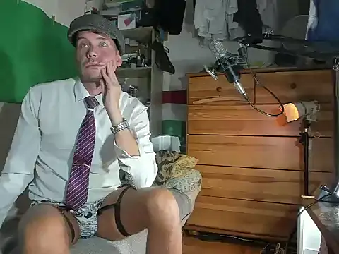 viraglaci18xh online show from October 11, 5:17 pm