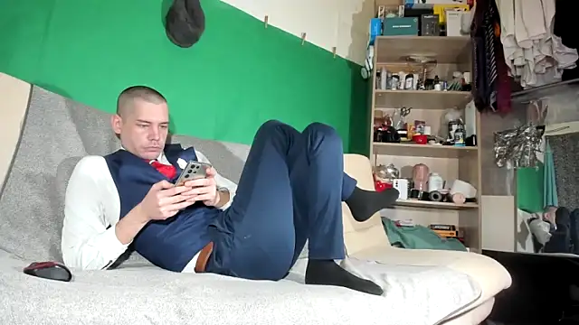 viraglaci18xh online show from February 4, 9:10 pm