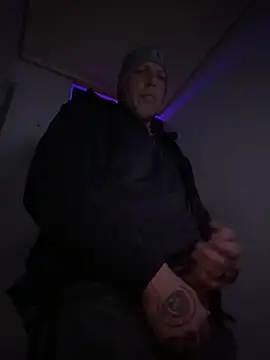 bryanerix online show from December 15, 5:43 pm