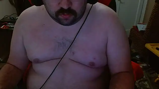 Snapshot of Cocksucker11223 chatting on February 7, 9:48 pm Cocksucker11223 online show from February 7, 9:48 pm
