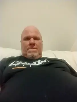 Reddog833 online show from March 31, 9:22 am