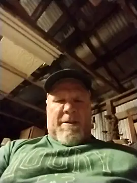 Reddog833 online show from April 14, 6:13 am