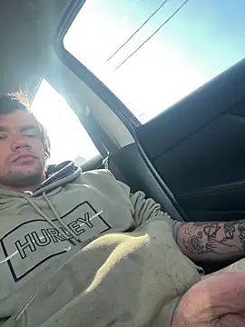 Snapshot of cumgitsumdic chatting on January 3, 5:31 pm cumgitsumdic online show from January 3, 5:31 pm