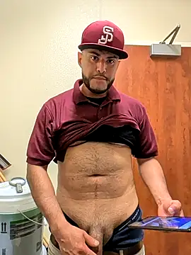 gardy8585 online show from March 1, 11:54 am