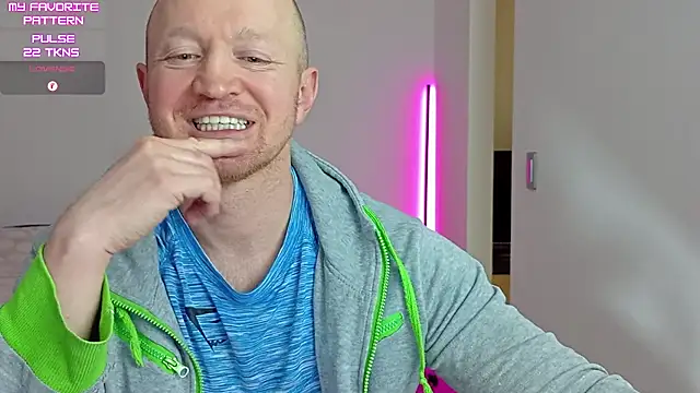 kevintyler69 online show from May 7, 1:27 am