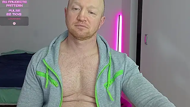 kevintyler69 online show from May 23, 2:28 am