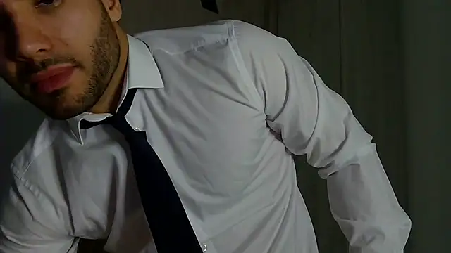 Justynn1 online show from October 30, 10:11 pm