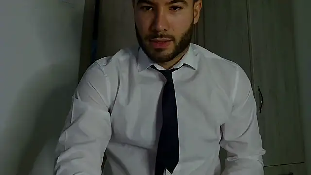 Justynn1 online show from November 23, 6:24 am