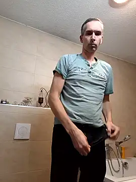 Geiler-boy313 online show from January 18, 6:32 pm