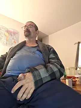 Snapshot of silvio-aus-luzern-CH chatting on February 13, 6:41 am silvio-aus-luzern-CH online show from February 13, 6:41 am