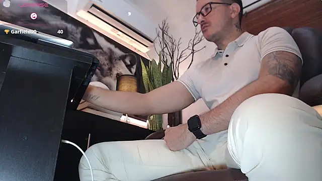 randyluke online show from January 14, 8:37 pm