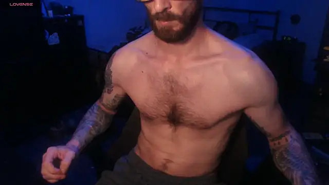 SexxxyLouis online show from October 5, 7:07 pm