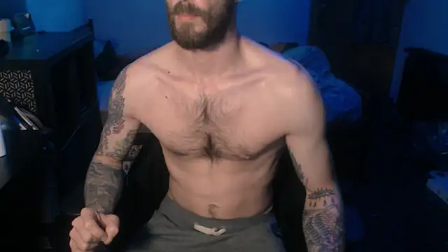 SexxxyLouis online show from February 4, 8:28 pm