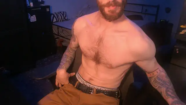 SexxxyLouis online show from September 17, 11:11 am