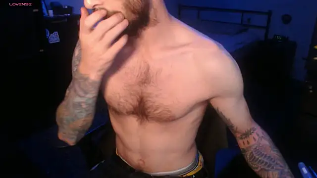 SexxxyLouis online show from September 28, 10:24 am