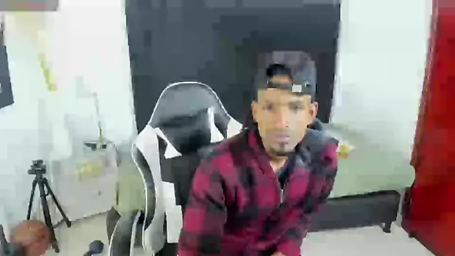 anhtony wayans online show from December 3, 12:27 am