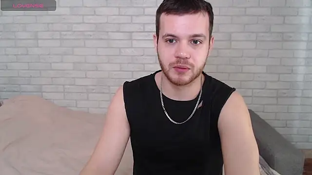 Alexxx horny online show from April 21, 6:52 am