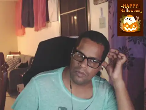 thesugar32 online show from October 26, 2:35 am