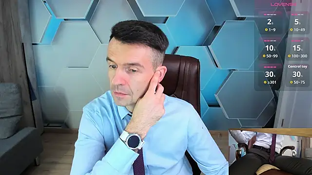 SteveTiger online show from March 12, 12:13 pm