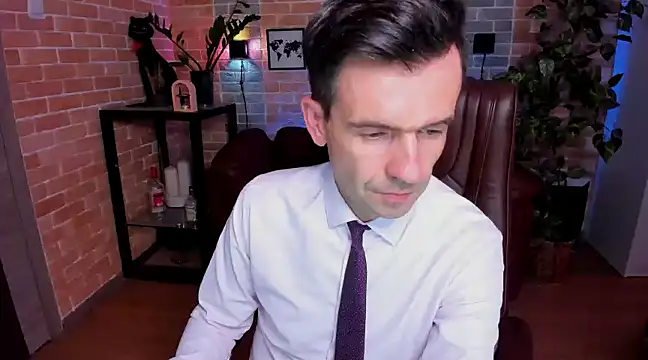 SteveTiger online show from December 6, 12:38 pm