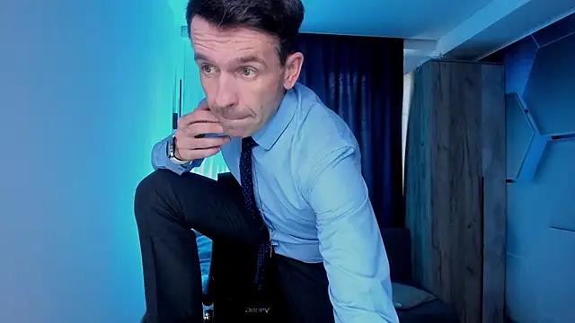 SteveTiger online show from October 15, 12:46 pm