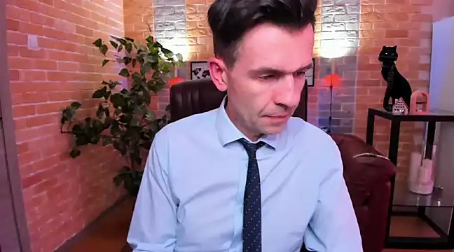 SteveTiger online show from February 15, 2:44 pm