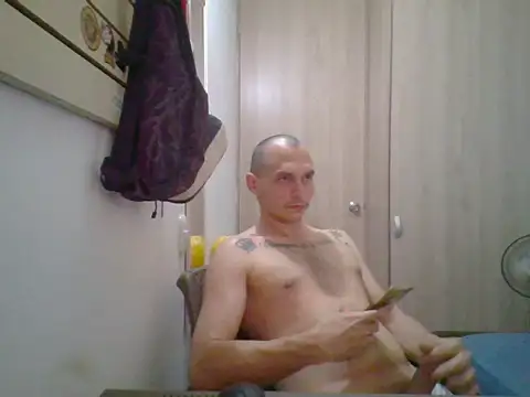 Snapshot of universitario-col chatting on September 28, 4:21 am universitario-col online show from September 28, 4:21 am