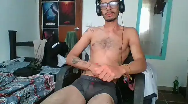 alisterxxx online show from December 22, 12:16 pm