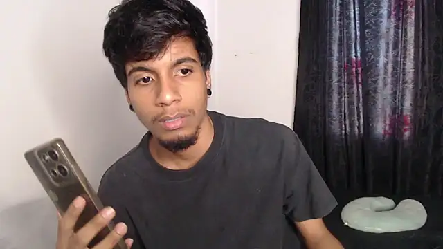 Snapshot of stevenosori chatting on September 13, 12:28 pm stevenosori online show from September 13, 12:28 pm