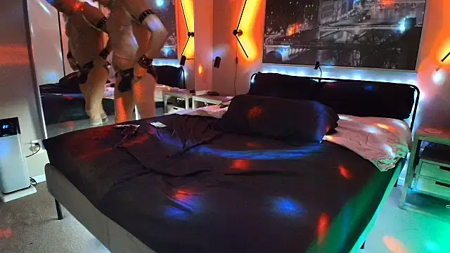 MikyFoxx online show from January 17, 6:49 am