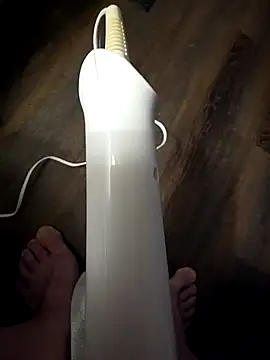 4NIK8S online show from April 11, 8:29 am