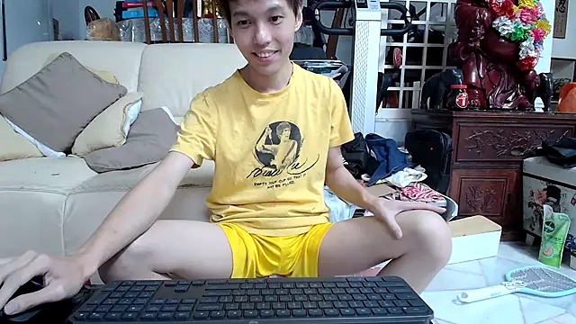 andrewooi online show from March 10, 1:32 pm