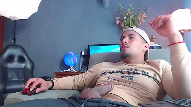 geirge teacherxx online show from October 15, 4:47 pm